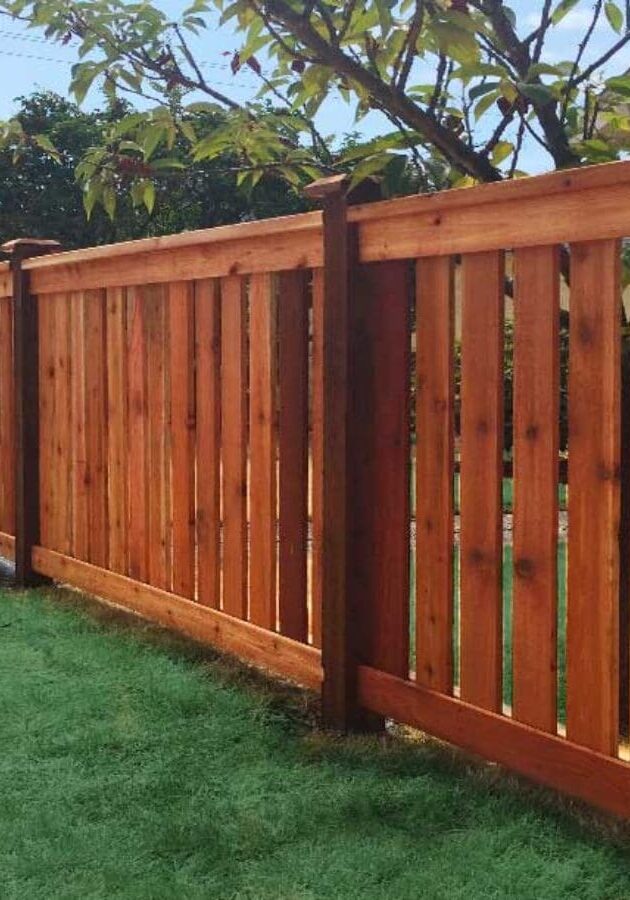 Custom-Cedar-Fences-1200x900